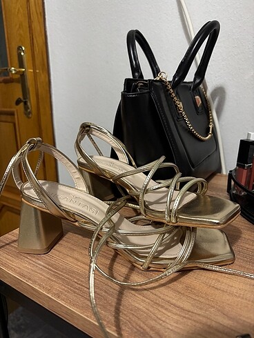 Nişantaşı Shoes Topuklu Sandalet