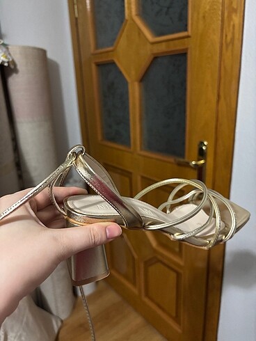38 Beden Nişantaşı Shoes Topuklu Sandalet