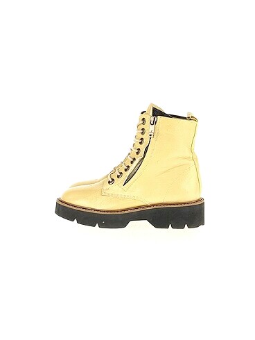 Beymen Bot %70 İndirimli.