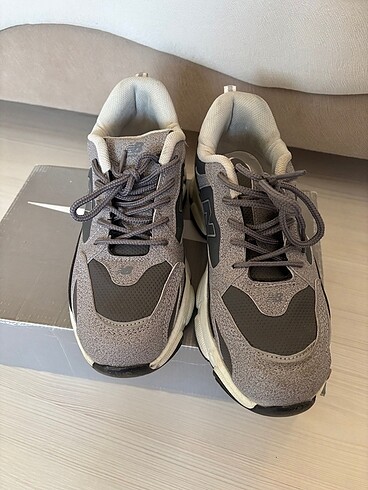 37 Beden Gri NewBalance
