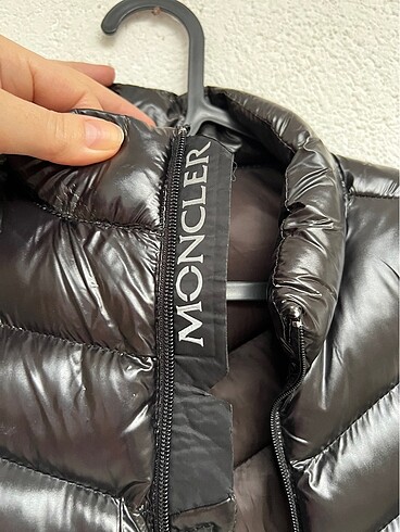 #Moncler yelek