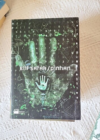 Pinhan - Elif Şafak 