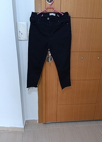 42 Beden siyah Renk PANTOLON