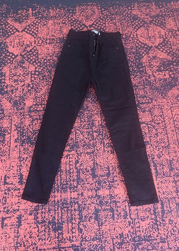 42 Beden siyah Renk LİKRALI JEAN PANTOLON