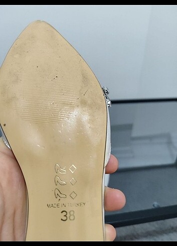 Beyaz taşlı babet  - Görsel 3