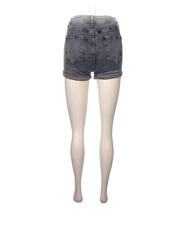 34 Beden Bershka Jean / Kot Şort %70 İndirimli.