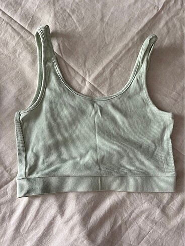 Crop atlet hem spor hem günlük