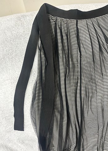 Çizgili Pilili Siyah Uzun Etek - Görsel 4