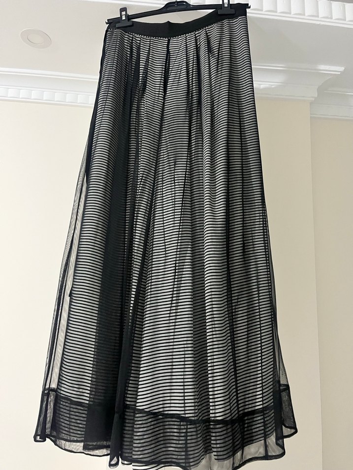 Çizgili Pilili Siyah Uzun Etek - Görsel 2