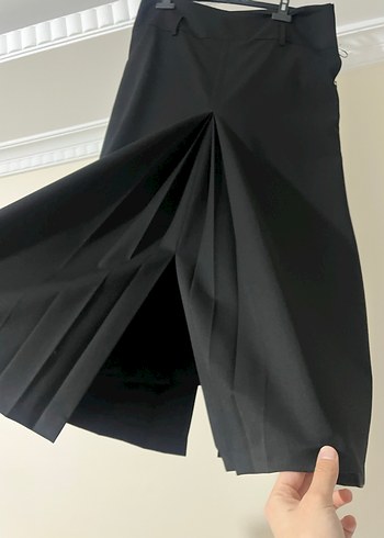 Siyah Piliseli Uzun Kadın Etek - Görsel 2