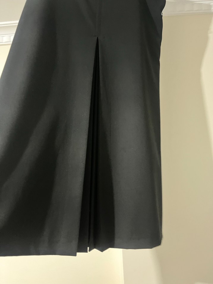 Siyah Piliseli Uzun Kadın Etek - Görsel 3