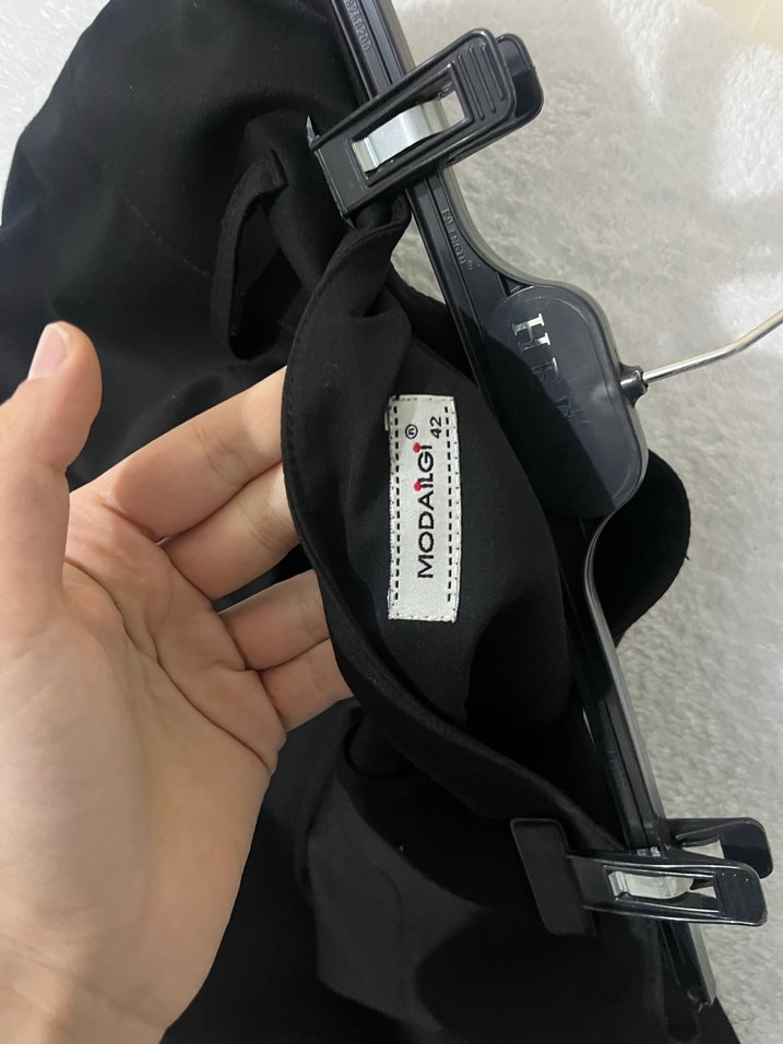 Siyah Piliseli Uzun Kadın Etek - Görsel 4