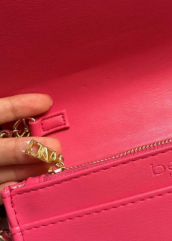 Bebe marka etiketli pembe zincirli çanta - Görsel 5