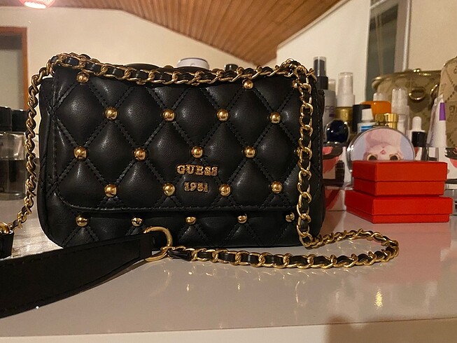Guess Guess model çanta kadın (orjinal değil )