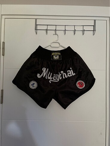 Must Thai şort