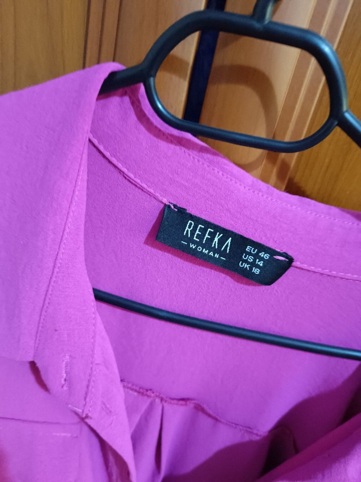 Mor V Yakalı Düğmeli Kadın Gömlek - Görsel 3