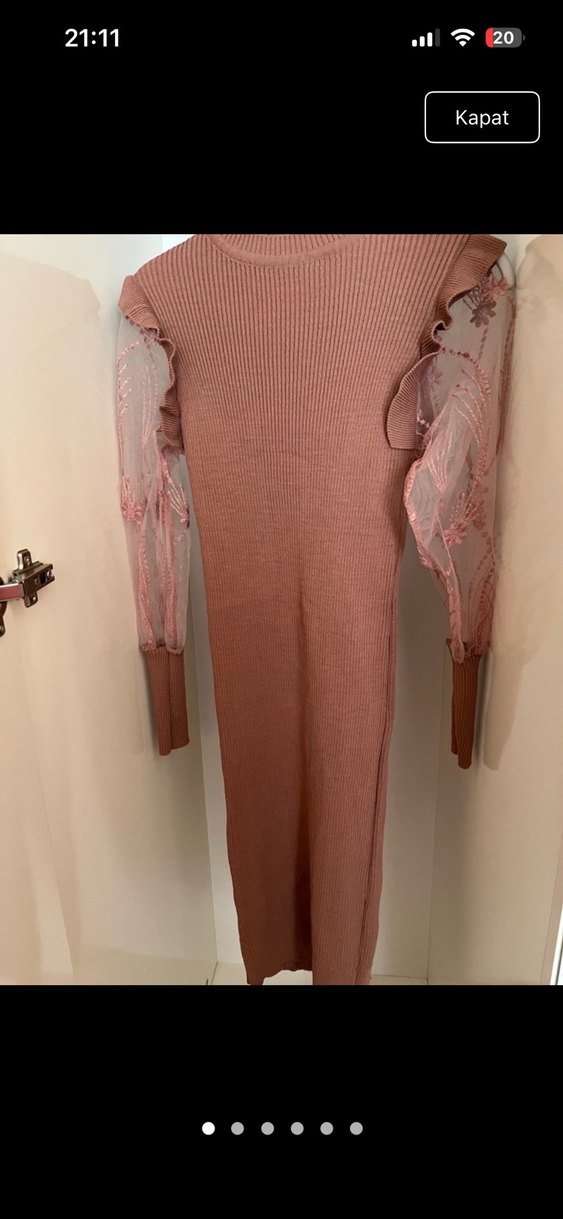 Camel Renkli Yüksek Yakalı Midi Elbise - Görsel 4