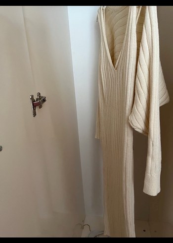 Yüksek Yakalı Altın Renk Kadın Triko - Görsel 2