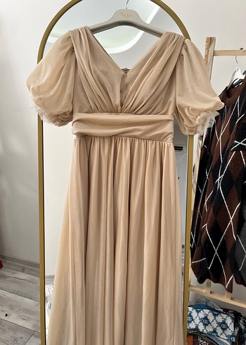 Bej Uzun Drapeli Kadın Elbise - Görsel 3