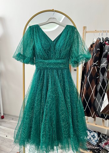 Yeşil Dantel Mini V Yaka Abiye Elbise - Görsel 2