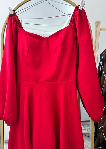 Kırmızı Uzun Drapeli Kadın Elbise - Görsel 2