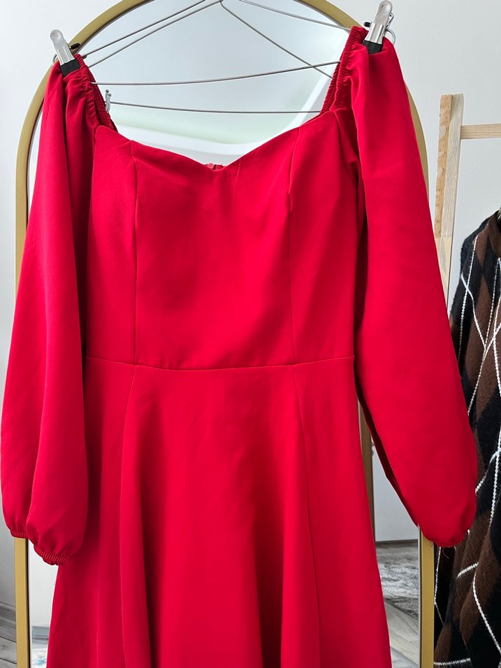 Kırmızı Uzun Drapeli Kadın Elbise - Görsel 2