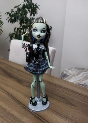 monster high frankie stein w1