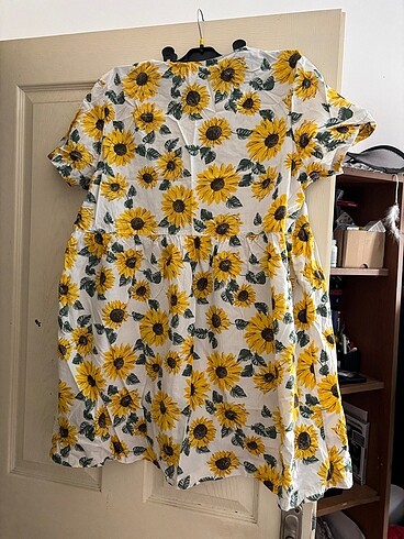 H&M H&M sarı papatyalı elbise