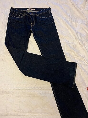 J Brand J Brand marka,29 beden,koyu lacivert jean