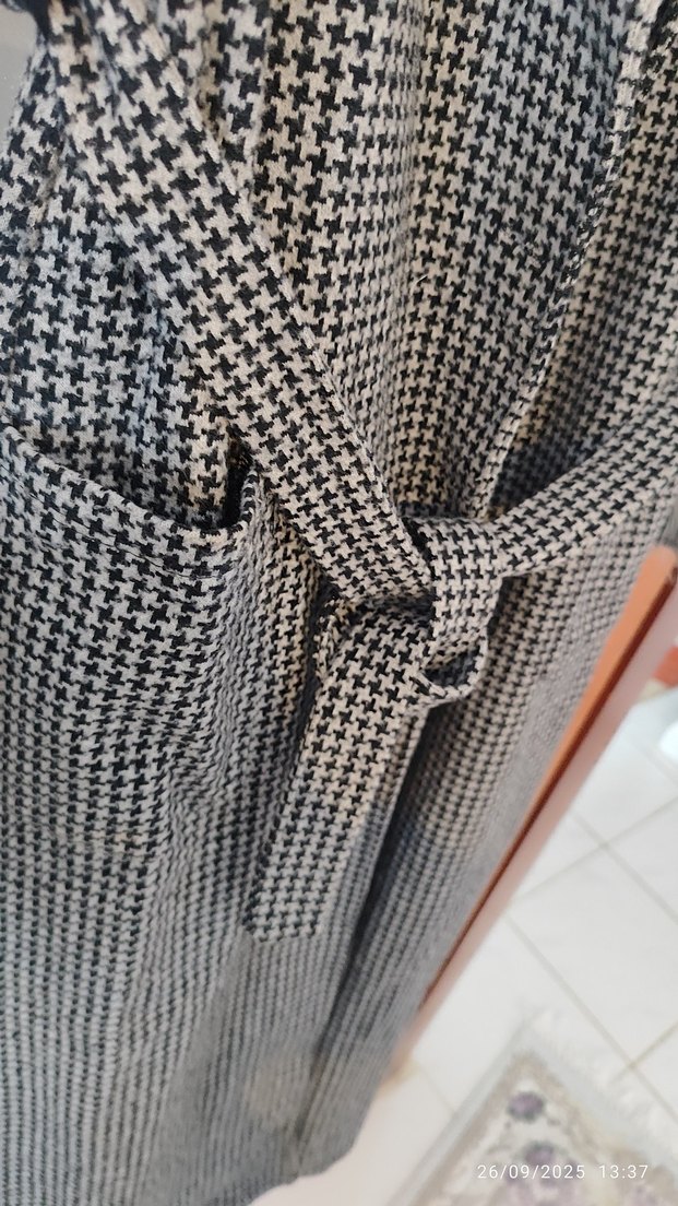 Düğmeli, Uzun, Gri Ekose Kadın Kaban - Görsel 2