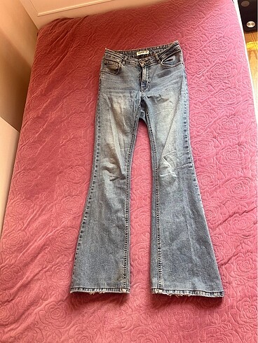 İspanyol paça pantolon pull and bear
