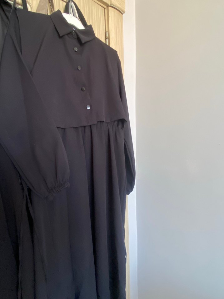 Siyah Uzun Kollu Düğmeli Kadın Elbise - Görsel 2