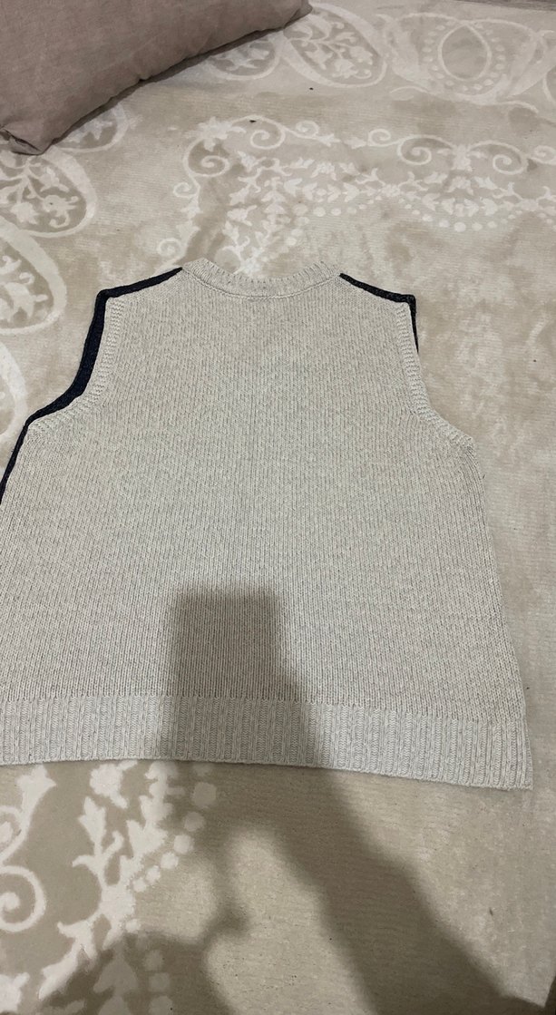 V Yaka Gri Örgü Süveter - Görsel 5