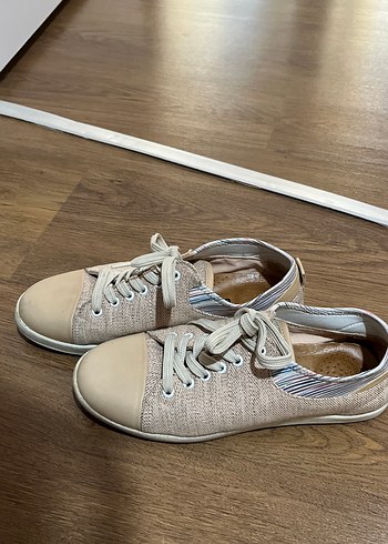 Bej Kadın Bağcıklı Dolgu Topuk Spor Ayakkabı - Görsel 2