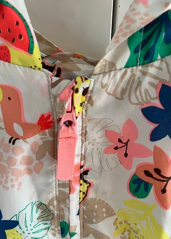 Kapüşonlu Renkli Kız Çocuk Yağmurluk - Görsel 3