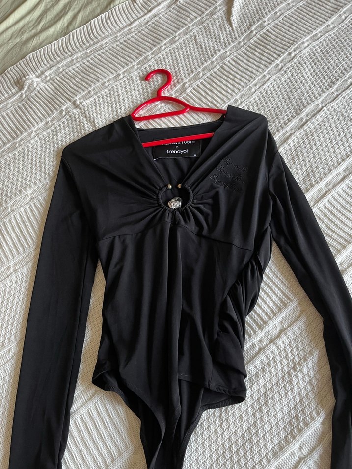 Siyah bluz - Görsel 2