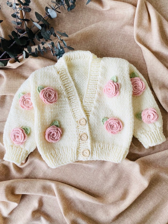 Pembe Güllü Hırka, Etek, Bandana Set - Görsel 5