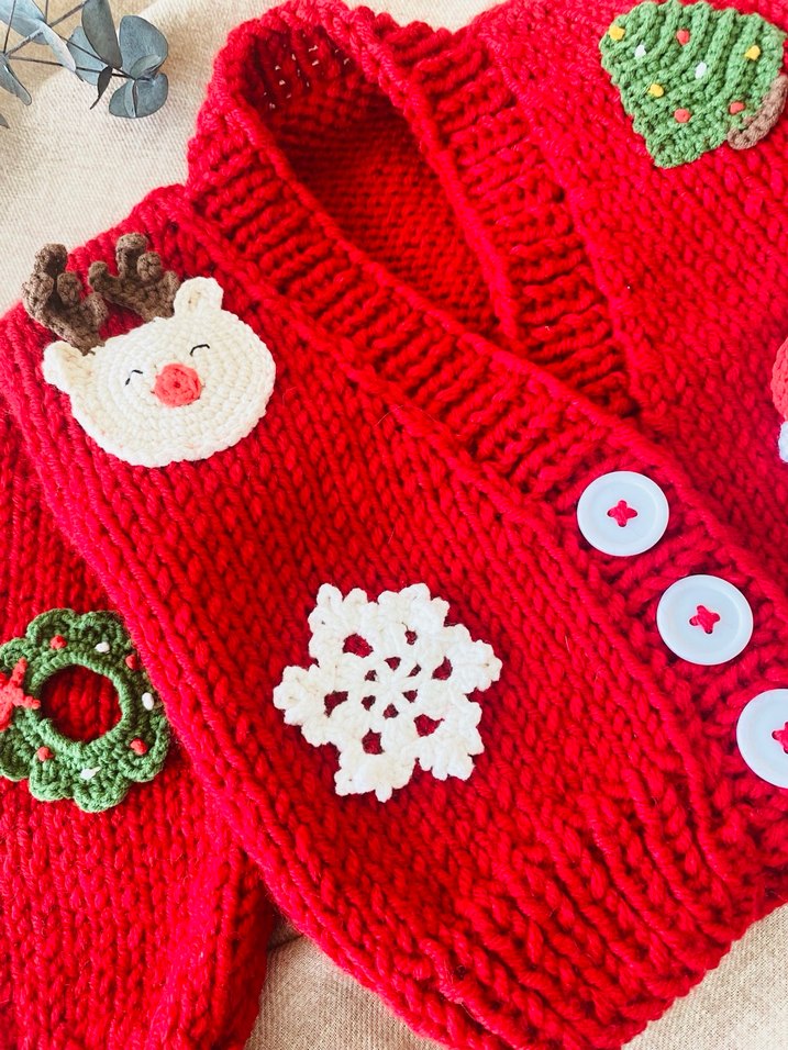 Kırmızı Yeni Yıl Hırkası - Görsel 2