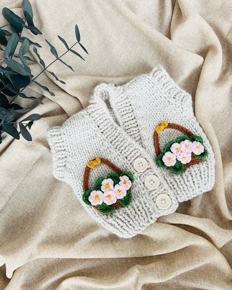 Çiçek Sepetli Bebek Yeleği - Görsel 2