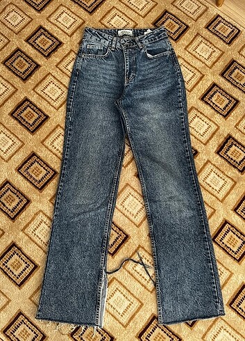 Dilvin boru paça mavi jean