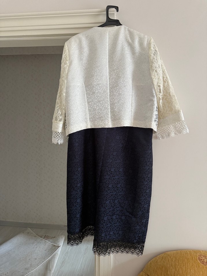 Dantel Detaylı Midi Boy Modern Klasik Ceket Elbise - Görsel 4