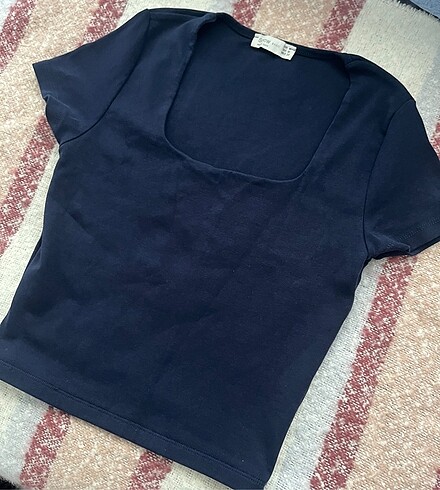 Lacivert crop