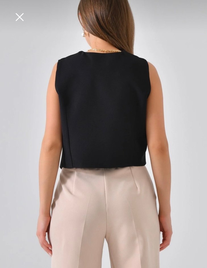 Siyah Cep Detaylı Pensli 3 Düğme Kapama Astarlı Yelek - Görsel 2