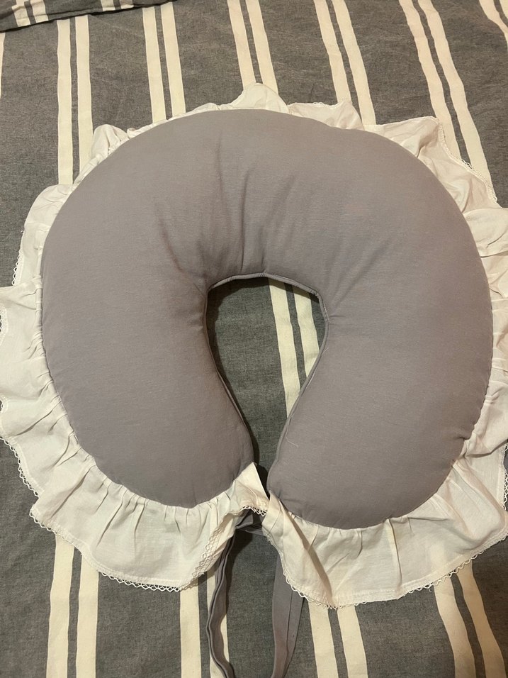 Beyaz Emzirme ve Hamile Yastığı - Görsel 2