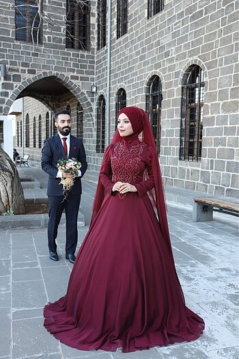 Pınar Şems Bordo Abiye