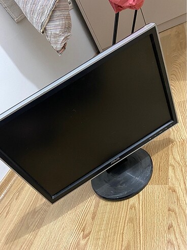 Asus ekran