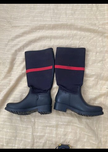 Zara Mickey Mouse Çizme