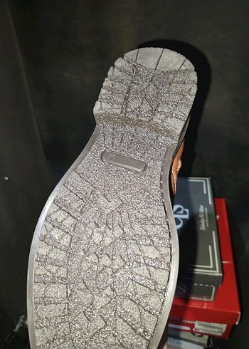 Kahverengi Erkek Botu - Görsel 4