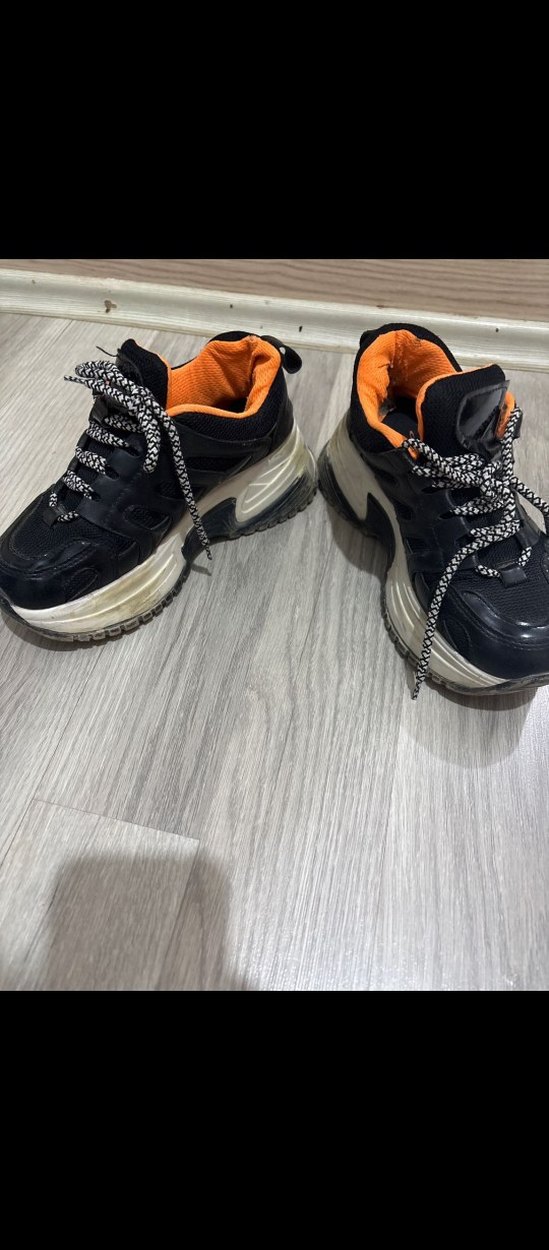 Platform Topuklu Siyah Spor Ayakkabı - Görsel 3