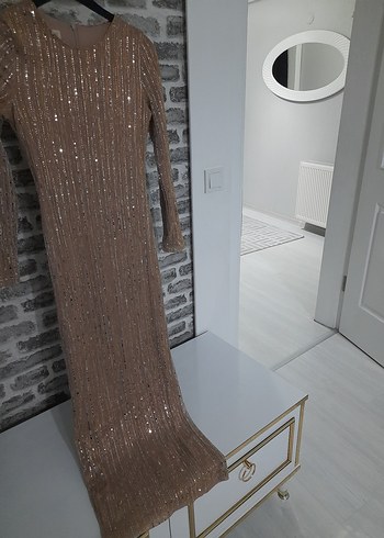 Bej Uzun Kollu Payetli Kadın Abiye Elbise - Görsel 2